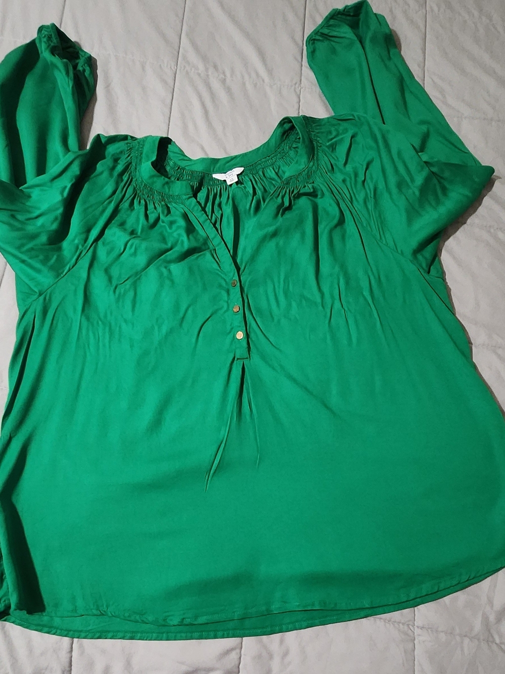 crown & ivy Emerald Green Henley Peasant Top